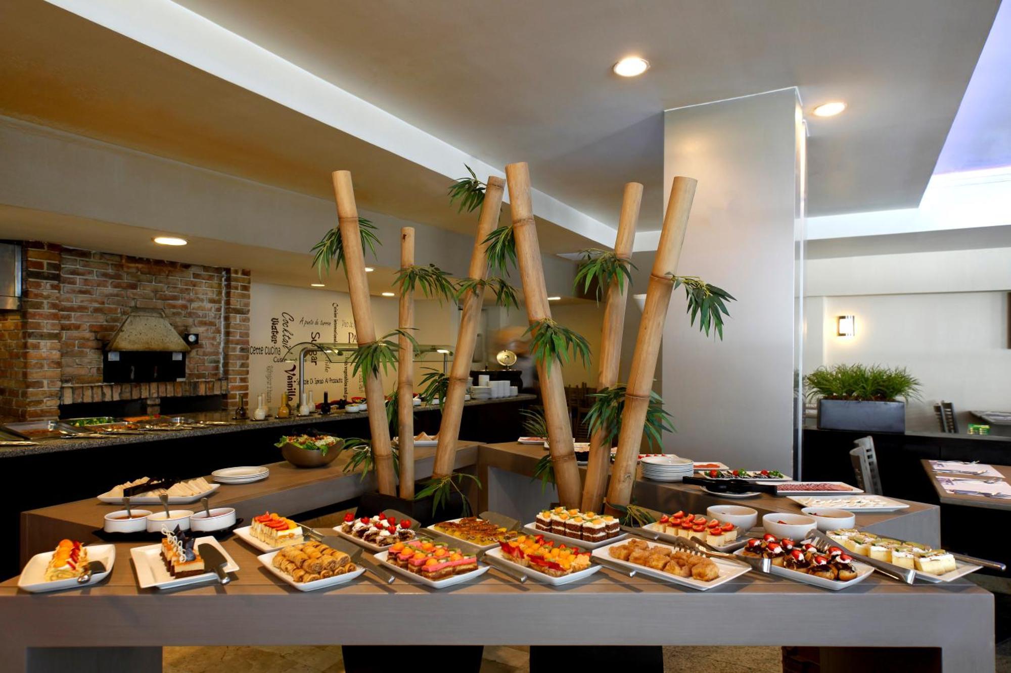 Novotel Monterrey Valle San Pedro Garza Garcia Buitenkant foto